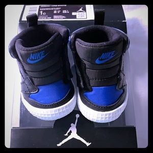 JORDAN 1 CRIB BOOTIE